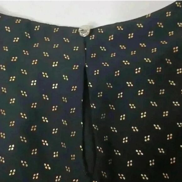 Vince Camuto Crew Neck Balloon Sleeve Blouse - Picture 12 of 16